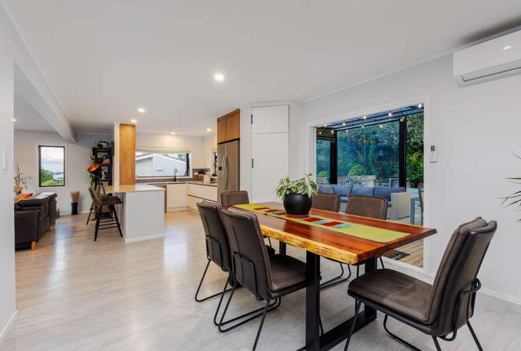 1/11 Honeysuckle Lane Mairangi Bay_8