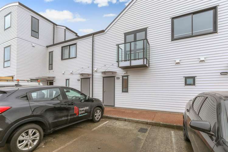 4/955 Mount Eden Road Three Kings_0