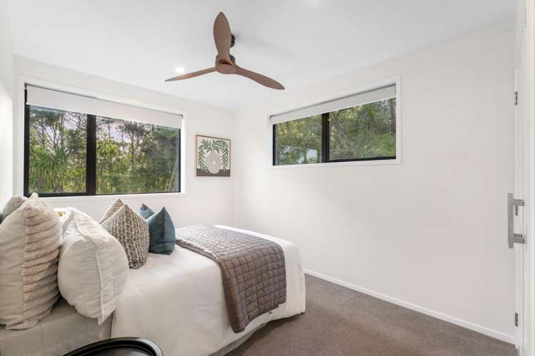 339 Ridge Road Paremoremo_17