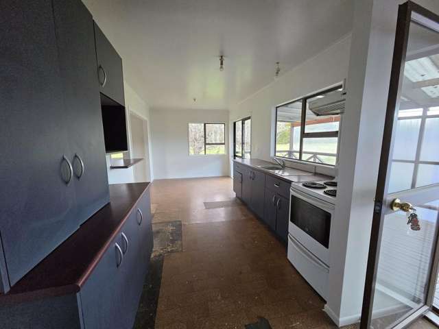 142 Roger Road Taheke_4