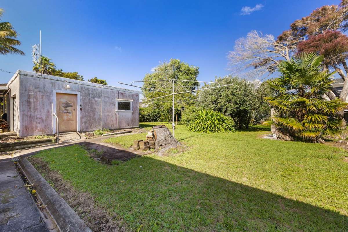 79 Coronation Road_4