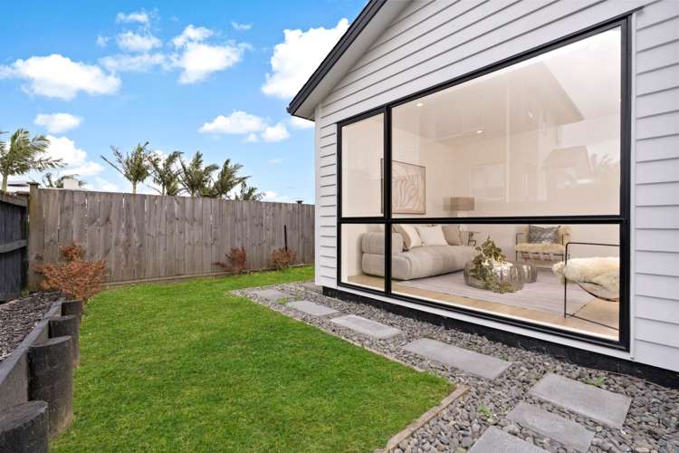 14 Matau Rise Te Atatu Peninsula_28