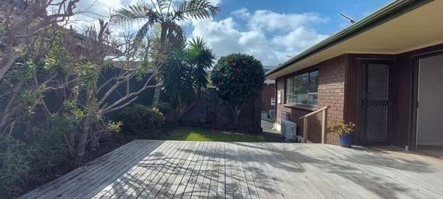 6/54 Wellington Street Howick_1