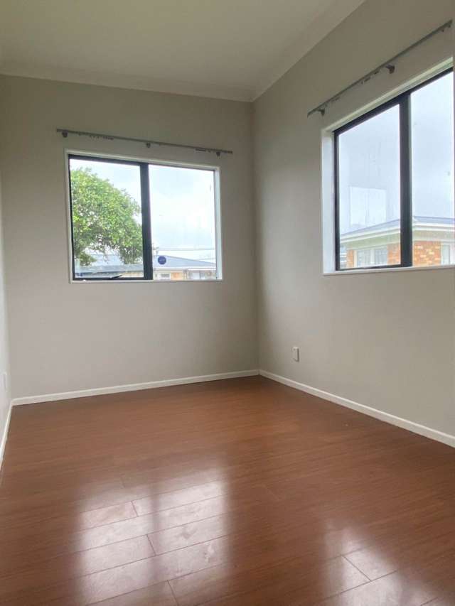 5B Watson Place Papatoetoe_1