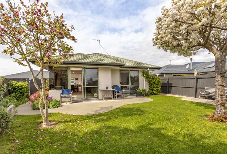 10a Baxter Place Stoke_0