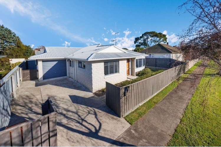 2 Pinedale Parade Milson_15