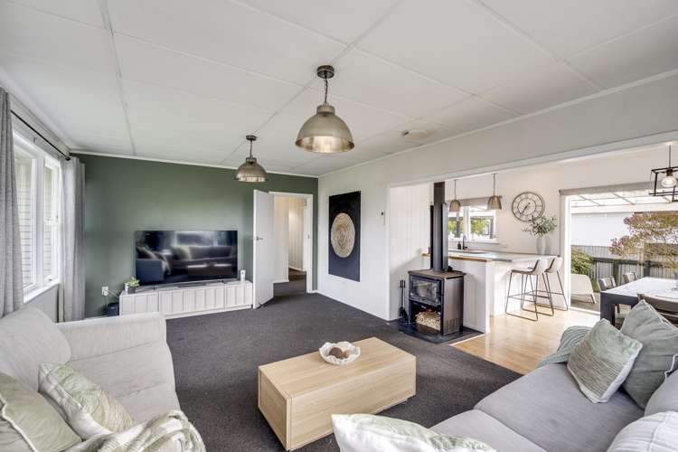 1214 Willowpark Road North_1