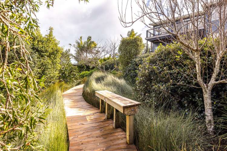 3 George Street Surfdale_5