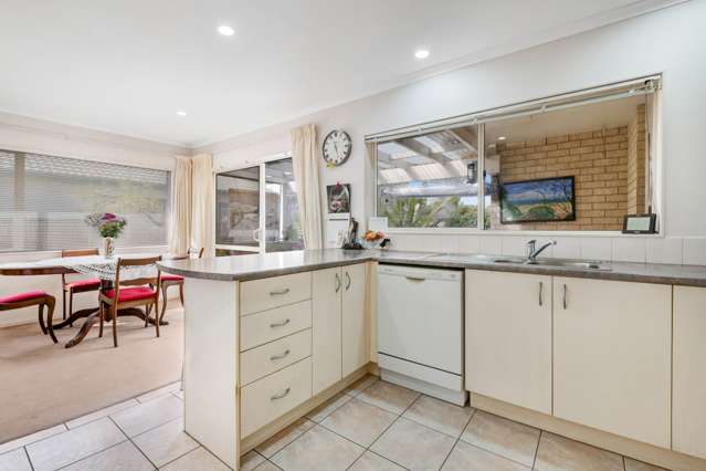 9 Dan Tori Place Orewa_3
