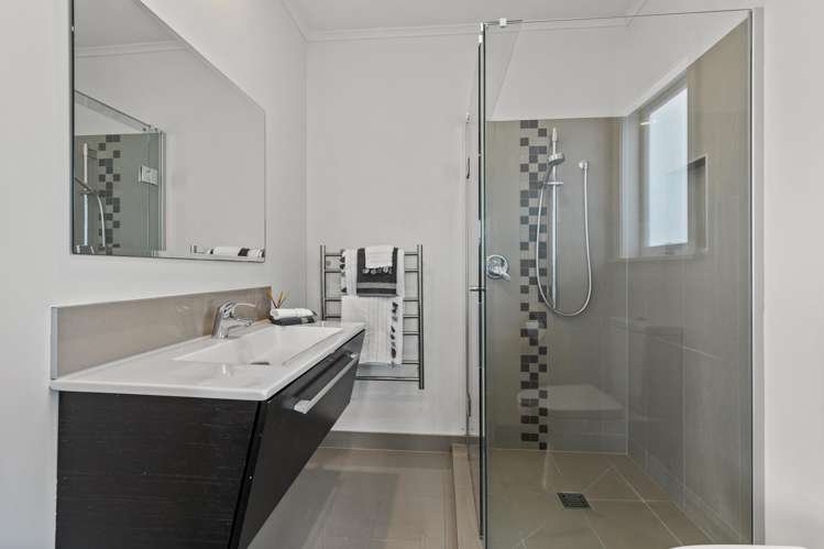 28 Hanlon Crescent Devonport_12