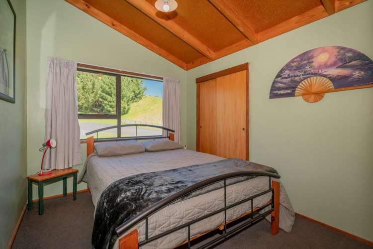 97 Kowhai Drive Te Kouma_10