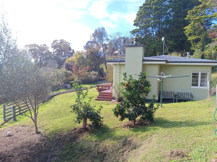 909A Middle Road 10484_12