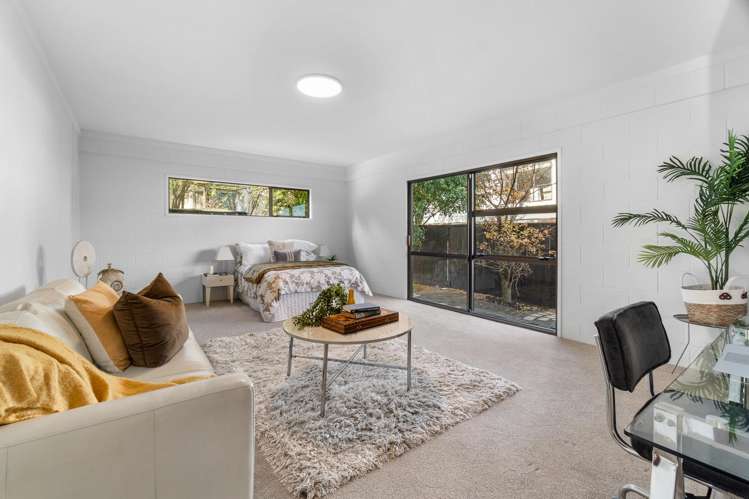 1/965 Beach Road Torbay_2