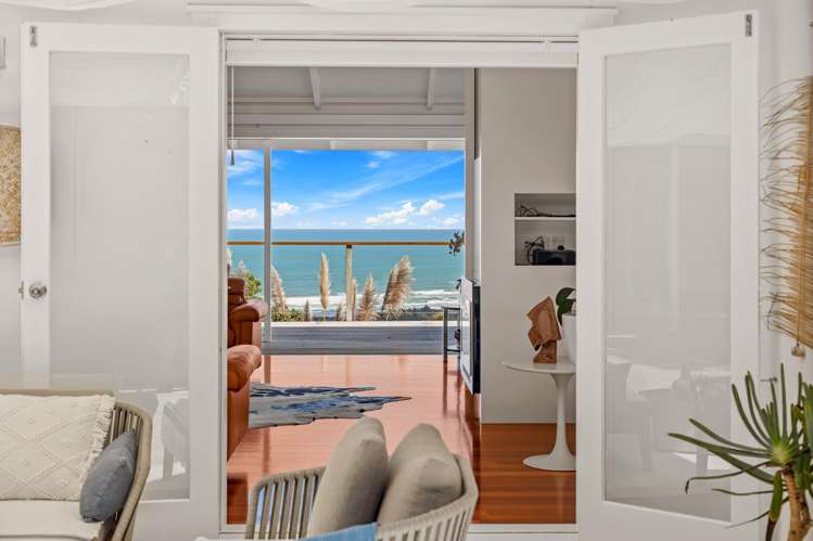 39 Oaia Road Muriwai_28