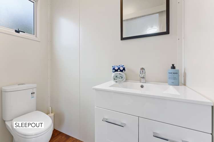 16 Lemon Street Otaki_11