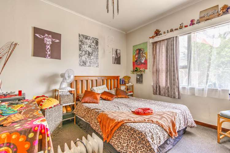 249 Dey Street Hamilton East_5