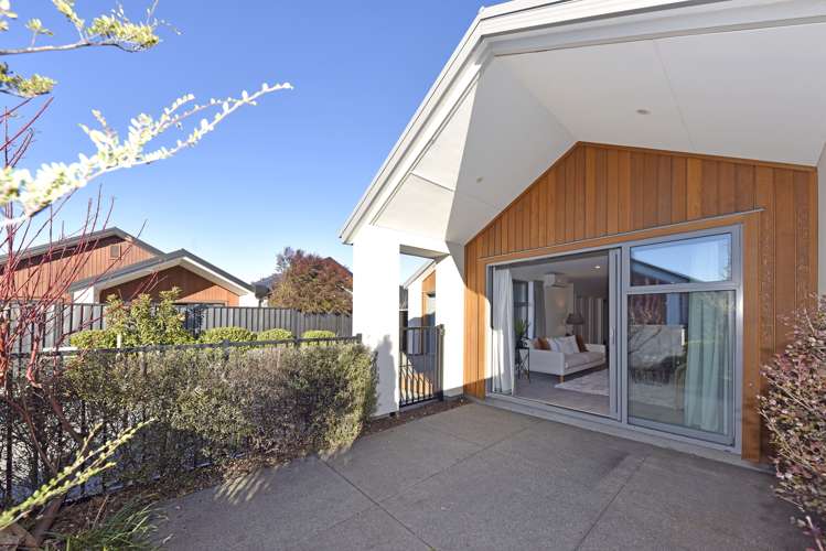 8 Earhart Lane Wigram_17