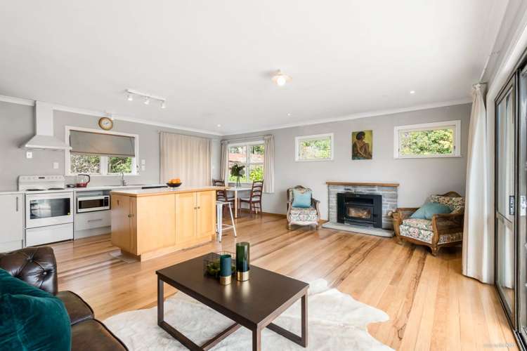 118 Flanshaw Road Te Atatu South_12