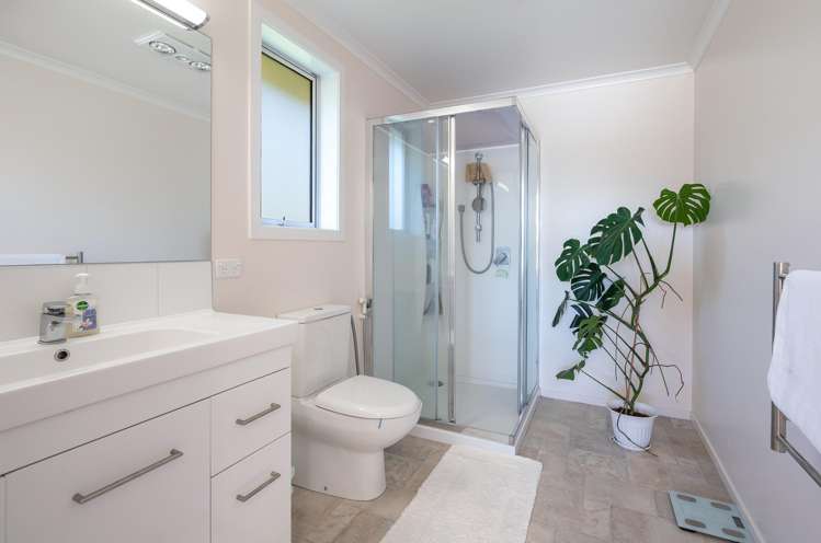 3 Kelly Way Richmond_16