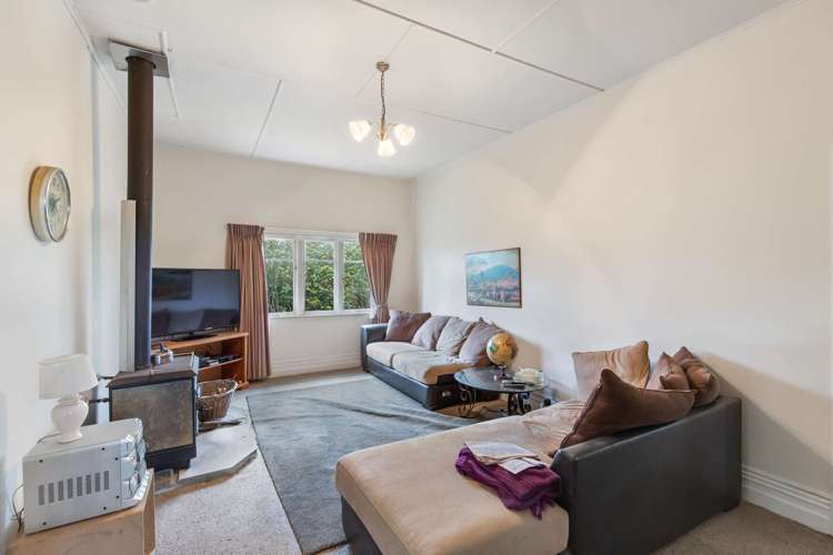 6 George Street Ohingaiti_5