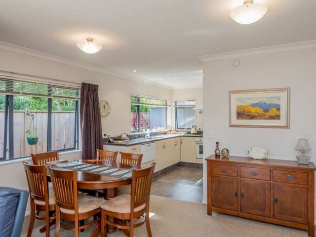 1 Parsons Avenue Levin_4