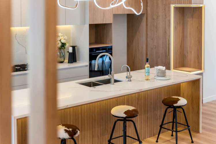 12 Mill Hill Close Flat Bush_13