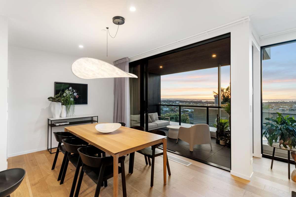 4/2 Turakina Street_1