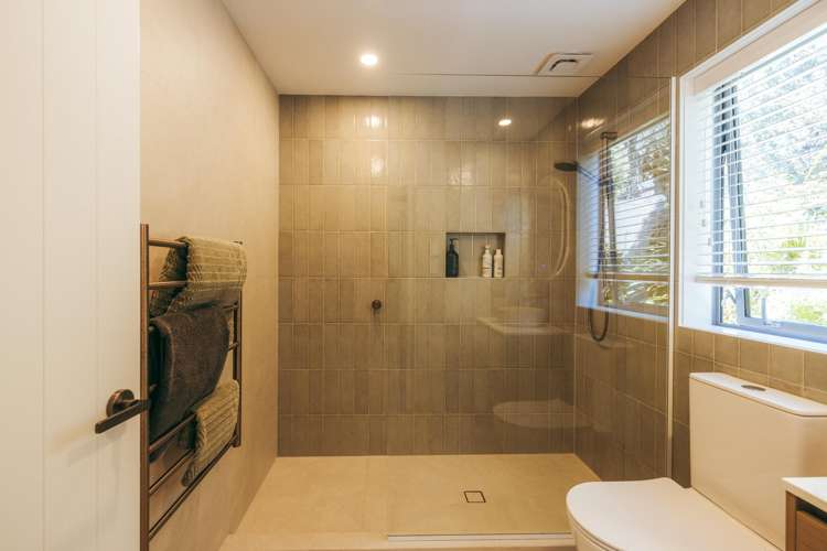 5A Tetley Road Surfdale_32