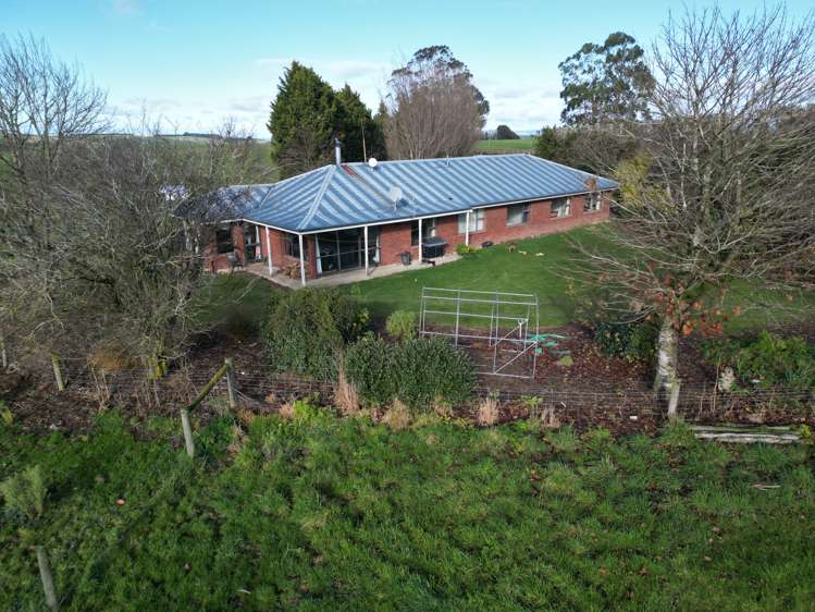 17 Tongue Road Hillend_32