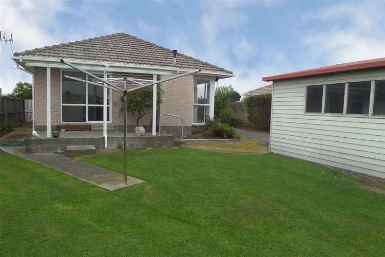 12 Denise Crescent Hornby_2