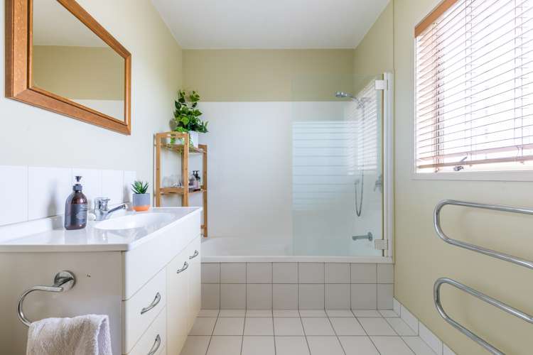 2/2 Upper Queen Street Auckland Central_14