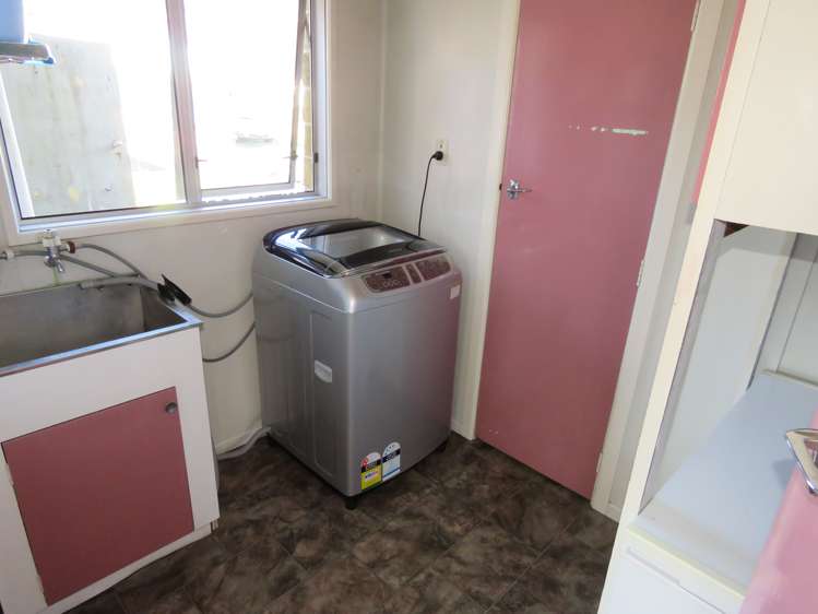 42 Coal Street Reefton_11