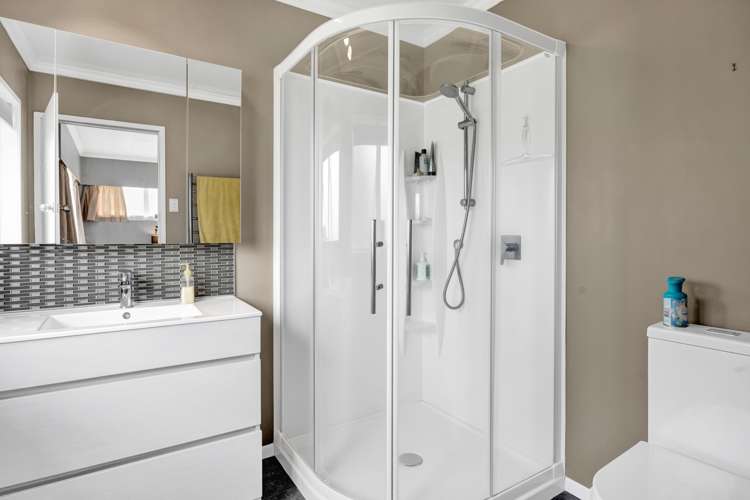 14 Kowhai Street Inglewood_11