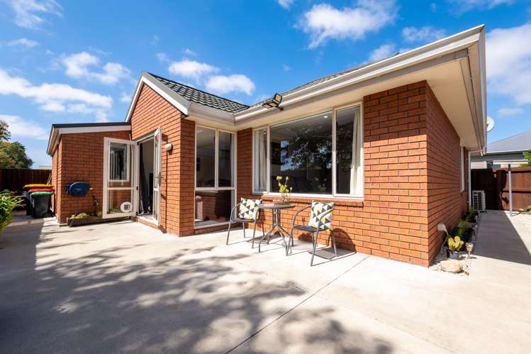 2/20 Braddon Street Addington_22