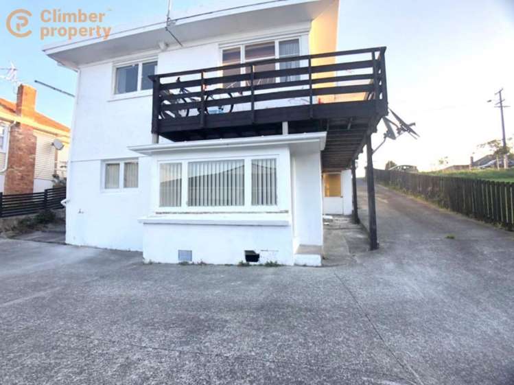 2/400 Richardson Road 10044_8