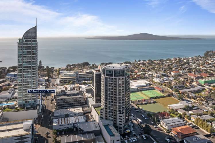 Unit R1/3-5 Northcroft Street Takapuna_9