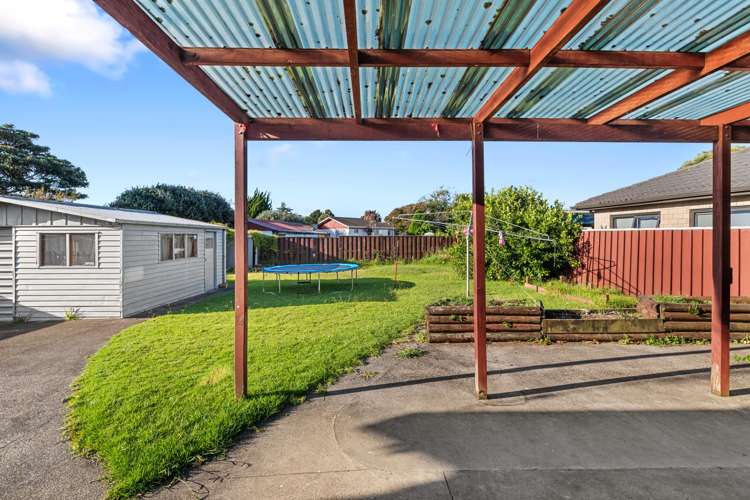 64 Sunlands Drive Manurewa_30