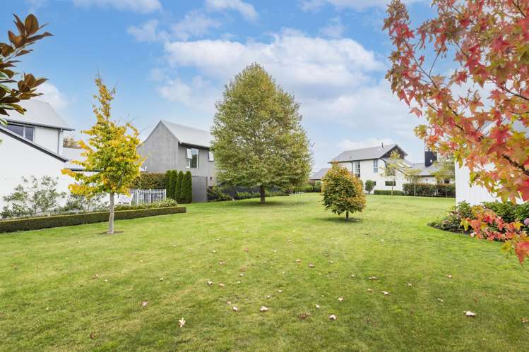 11 Bluestone Drive Parklands_23