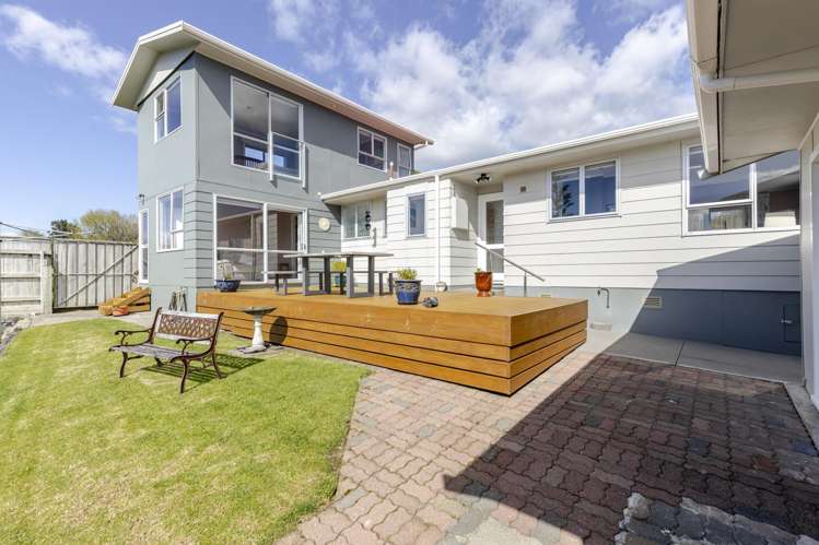 100 Riversdale Drive Merrilands_8