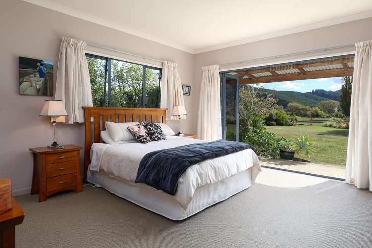 19 Whiting Drive Wakefield_13