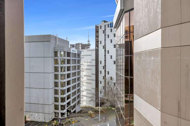 709/96 Symonds Street Grafton_5