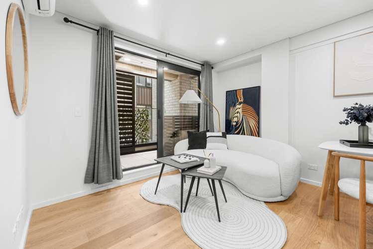 122/8 Meadowbank Road_4