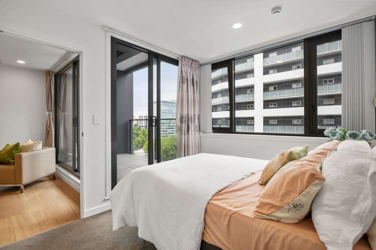 1005/438 Queen Street Auckland Central_12