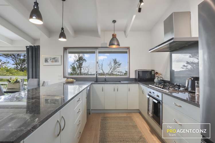 442 Huia Road Laingholm_11