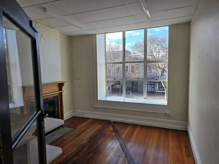 First Floor, 23 Courtenay Place Te Aro_2