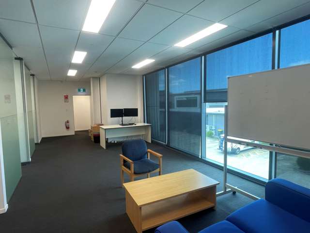 Unit 10/30 Foundry Road Silverdale_3