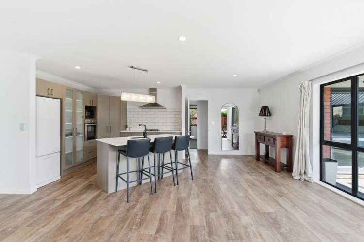 278 Southfield Drive Lincoln_7