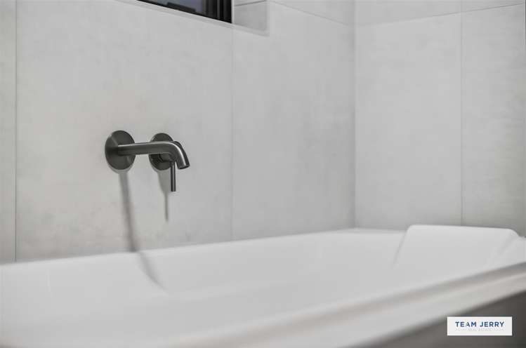 27 Jandell Crescent Bucklands Beach_39