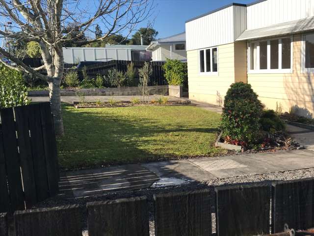 51 Awaroa Road Sunnyvale_1