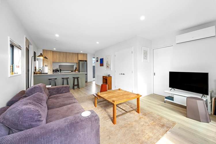 1/19 Courtenay Street St. Albans_3